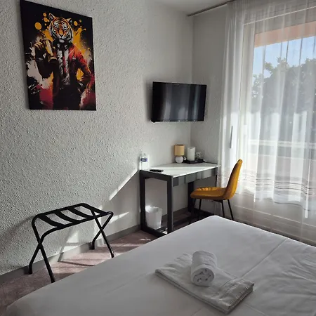 Cit'Hotel Le Challans-2