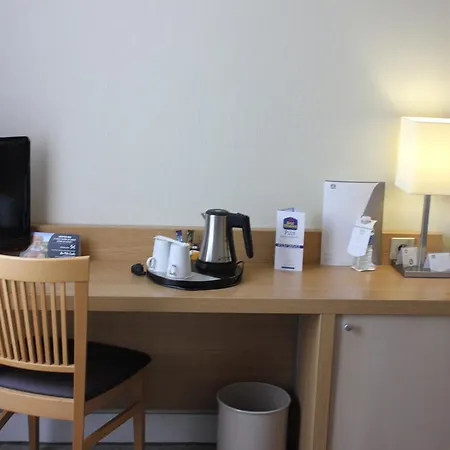 Best Western Plus Hotel Malherbe-3