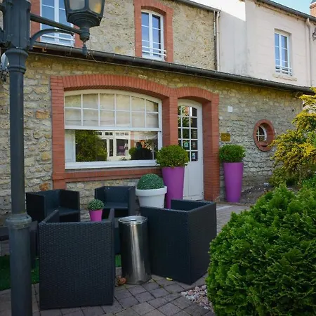 Logis Hôtel Restaurant l'Auberge Normande-2