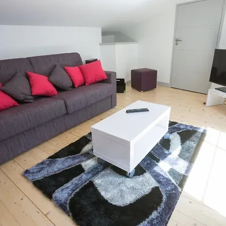 Appartement Vieux Port Et Centre-3