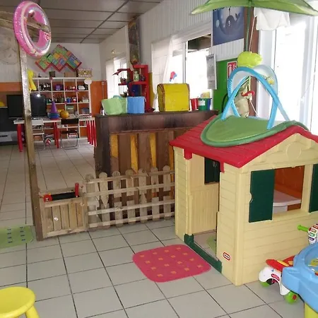 Mobil-Home 4 Pers Dans Camping 4 Etoiles La Palmyre-3