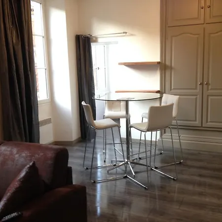 Studio De La Halle.-3