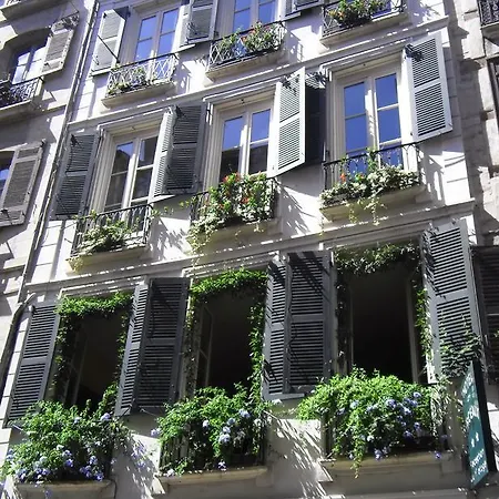Hôtel des Arceaux-3