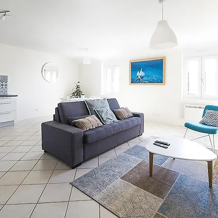 Ocean Apartment-2