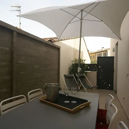 Lavish Holiday Home In Saint Tropez Near Beach-3