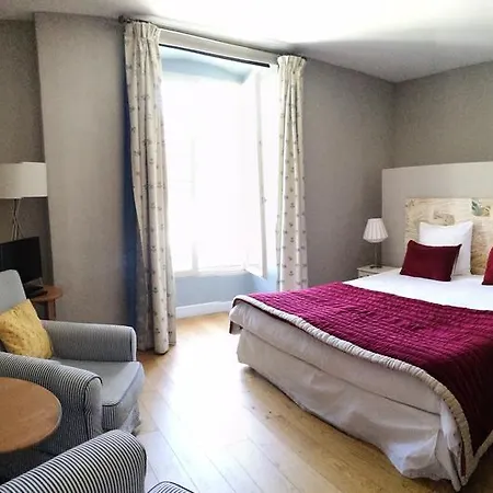 L'Observance Bed & Breakfast-3