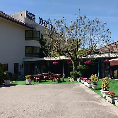 Hôtel 4C-2