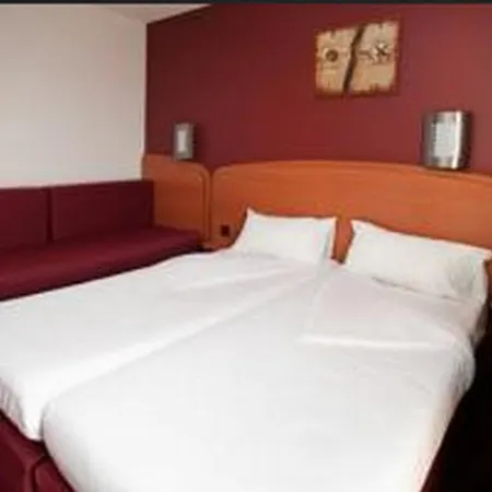 Sky Hotel Goussainville Charles de Gaulle-2