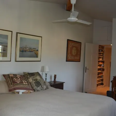 Annapurna Bed & Breakfast-3