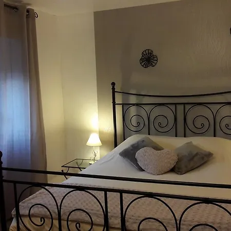 Chambre d'Hotes Le Saut de La Truite-3