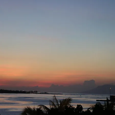 Mahana Lodge Hostel & Backpacker-3