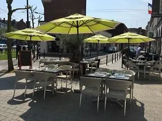 Hotel Restaurant Les Arcades-3
