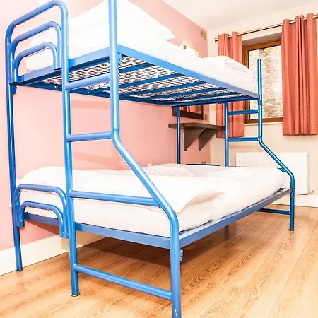Isaacs Hostel-3