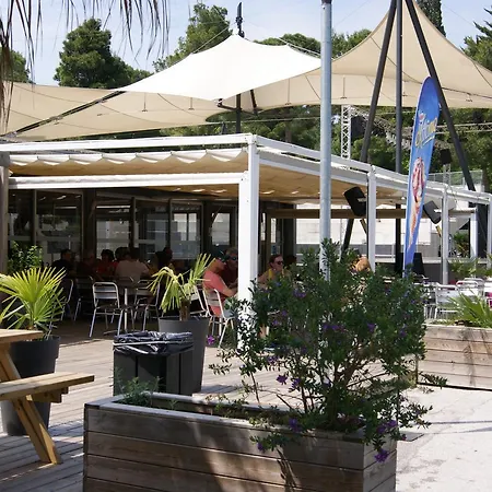 Mobilhomes De Pierrot-3