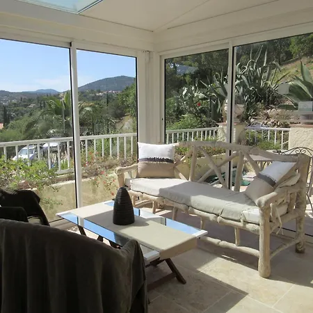 Villa Tricoli B&B avec Piscine-3