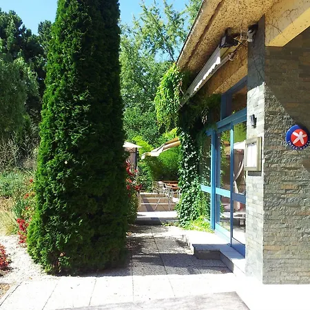 Hotel Des Dhuits-2