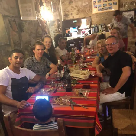 Auberge De Cucugnan-3