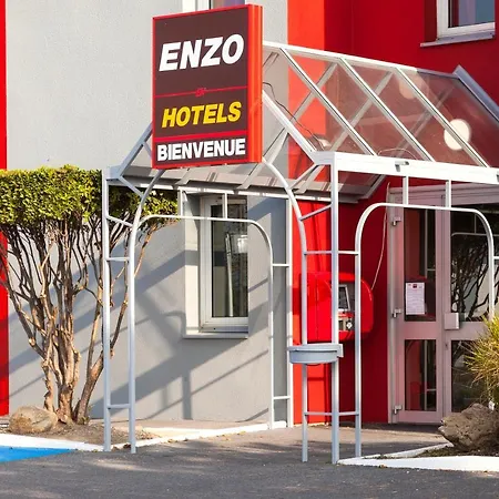 Enzo Hotels Chalons en Champagne-3