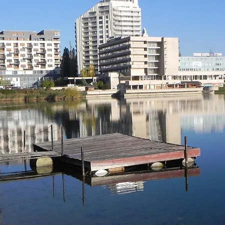 Garni Hotel Junior Bratislava-3
