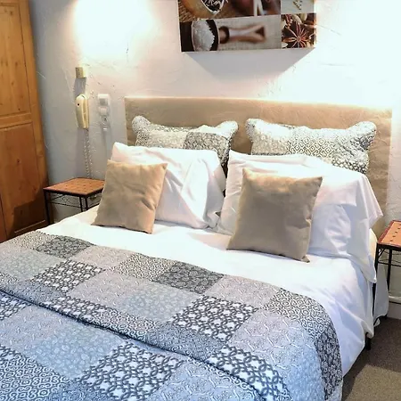 Logis Hotel Orly-2