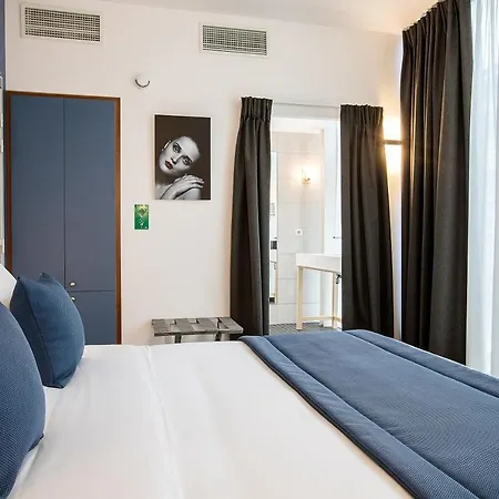 Hôtel Villa Eiffel Mademoiselle-3