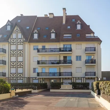 Studio moderne accès plage, piscine et tennis-2
