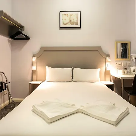 Victoria Station Hotel-3