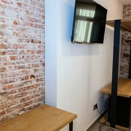 Hostal Paris-3