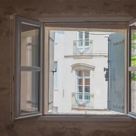 Les Jardins De L´Ecusson - Première Conciergerie-2