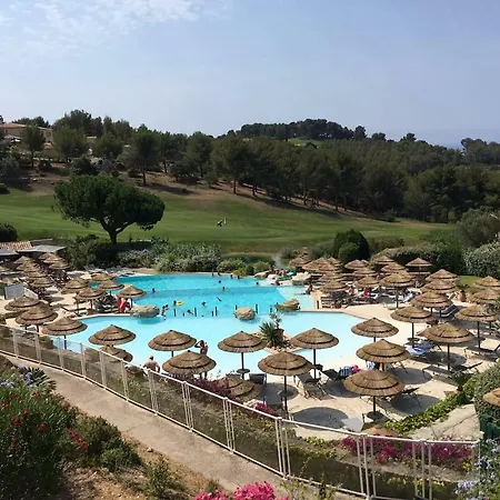 Hameau des amandiers-vue mer&golf-3