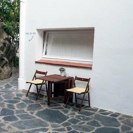 Smart Studio Cadaqués Sa Guarda-3