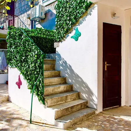Luxury Villa Minerva Gardens-3