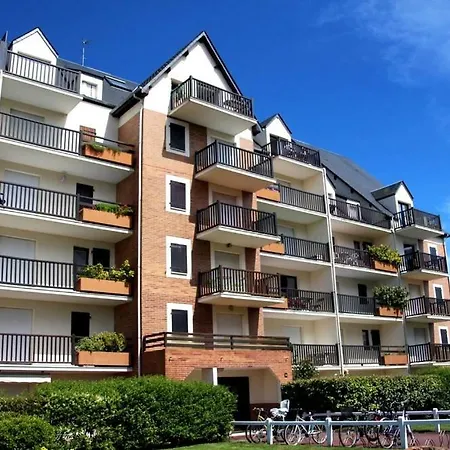 BEL Appartement jolie vue Mer-3
