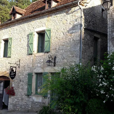 Charme et jardin cœur St Cirq - Appartements-2