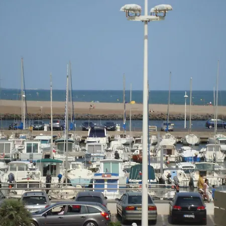 Apartment 22, Le Capitaine-3