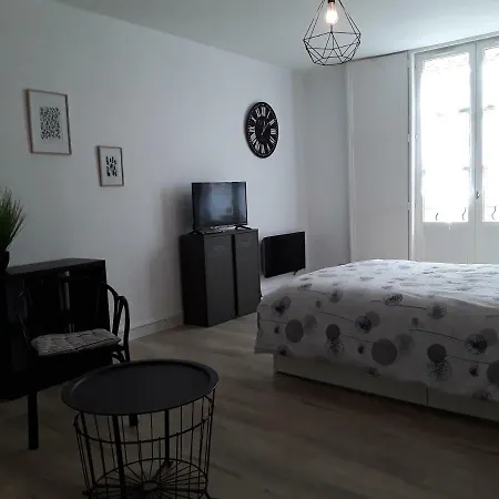 Appartement Du Clos Des Carmes-2