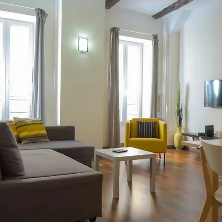 Magnifiques Appartements au coeur du Vieux Nice-3