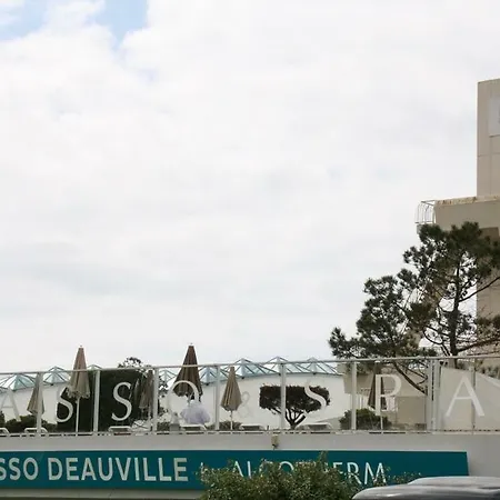 Appartements à Deauville dans Triangle d'Or-3