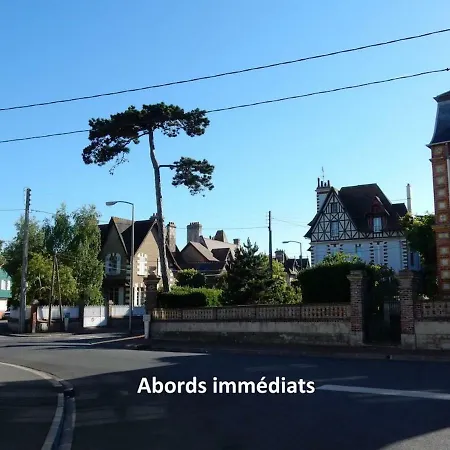 Appartement Bien-être 2 chambres au coeur de Cabourg --3