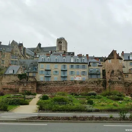 Agreable Duplex Gare-3