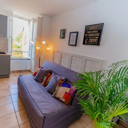DUPLEX dans CENTRE VILLE (GARE;PARKING;WIFI)-3