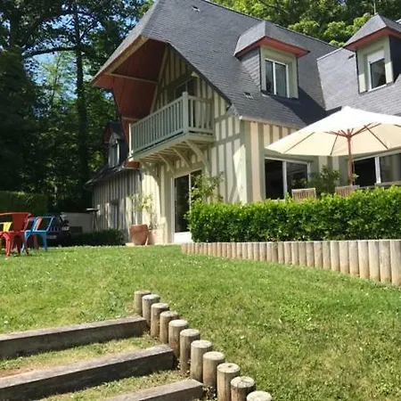 Superbe Villa Individuelle Avec Piscine Et Tennis Privatifs-2