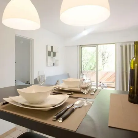 Appartement Calme, Clim, Patio Xxl, Piscine&Parking-3