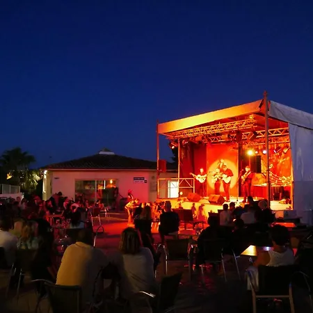 Camping Officiel Siblu Les Sables du Midi-2