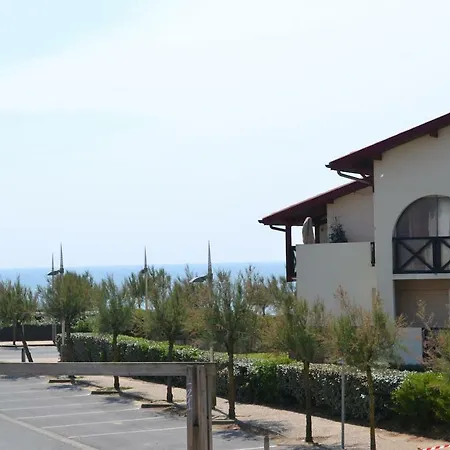 Appartement à 50m de la plage-3
