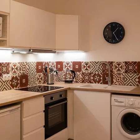 Gahenda - Appartement Volumineux Et Familial - Parking, Wifi & Netflix-2