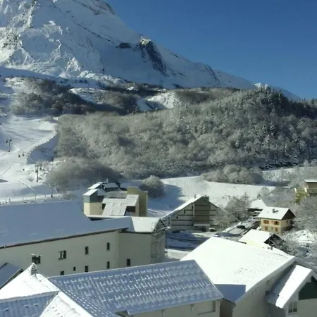 Appartement 250 mètres des pistes gourette-3