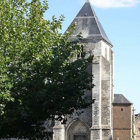 La Falaise-2