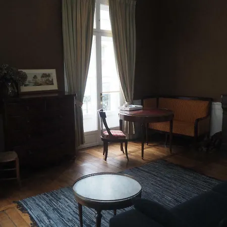 Le Quatre-2