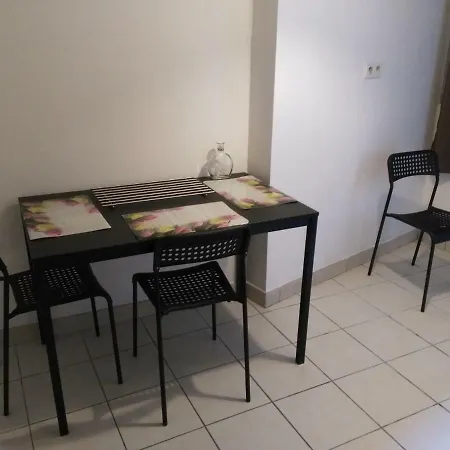 T1 centre ville Aubenas-3